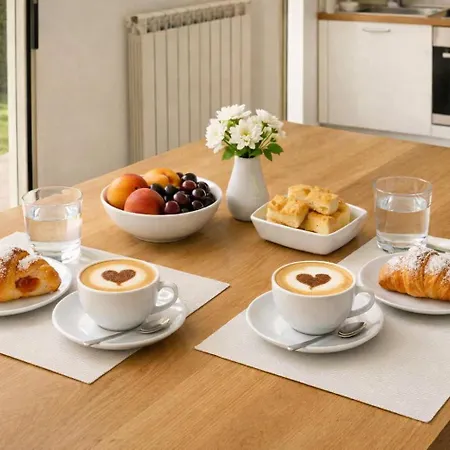Apartment Casa Regina Con Giardino - Mytouristhome *