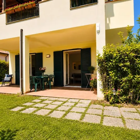 Apartment Casa Regina Con Giardino - Mytouristhome Sarzana