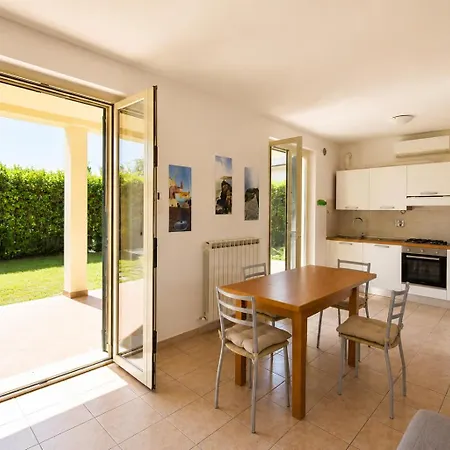 Daire Casa Regina Con Giardino - Mytouristhome Sarzana